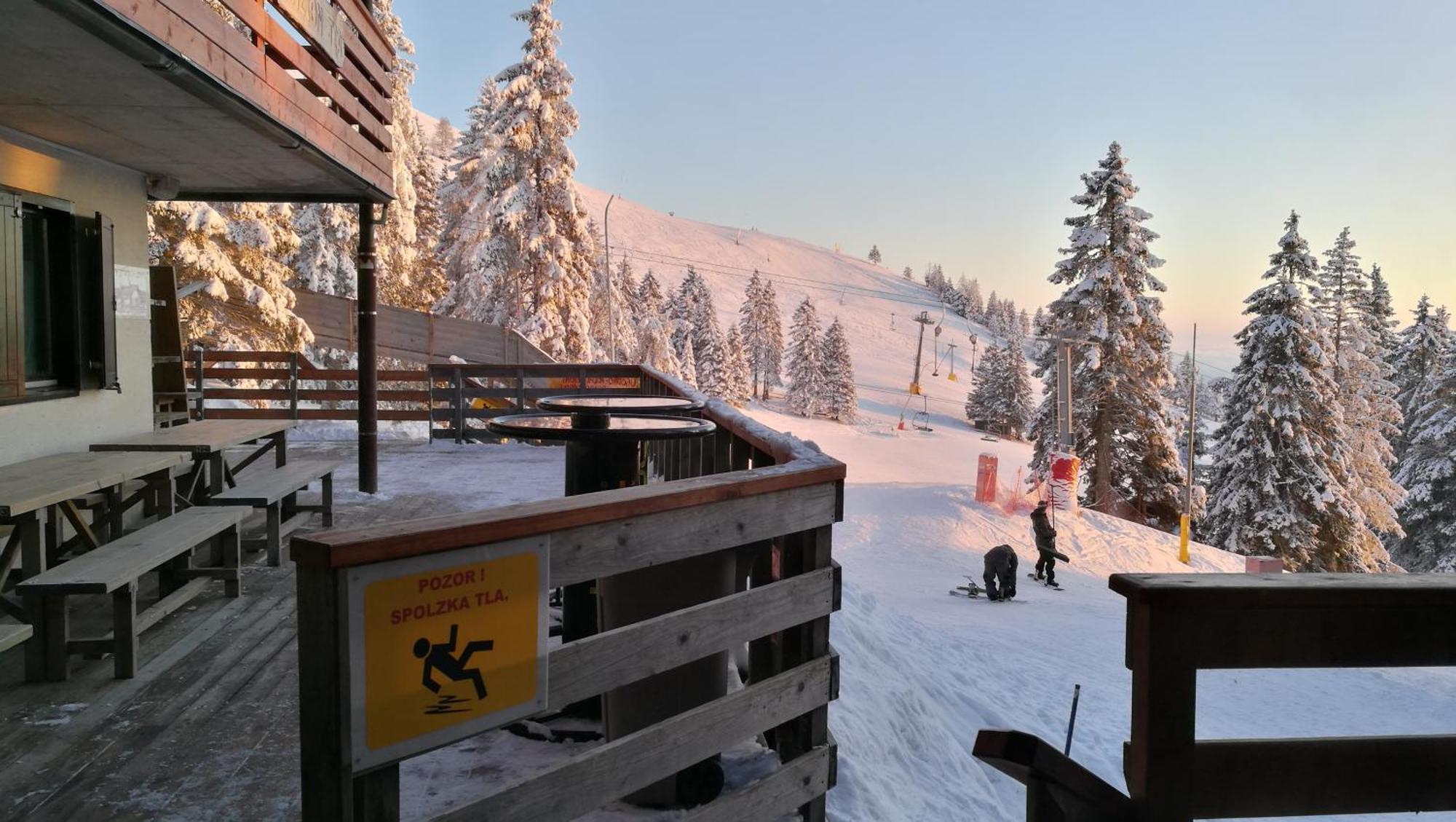 Accommodation And Restaurant Tia Церклье-на-Гореньскем Экстерьер фото